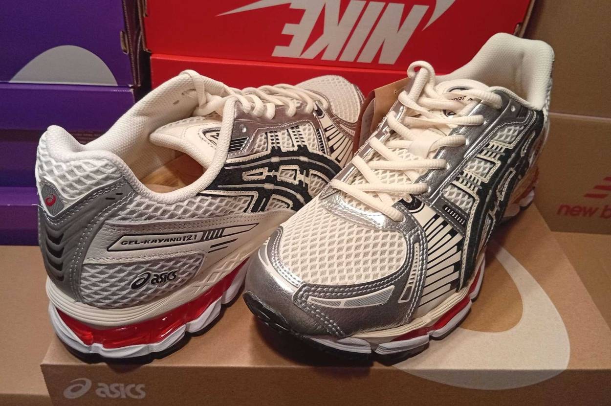 ASICS公式より到着しました🚚
見た感じ普通のGel-K