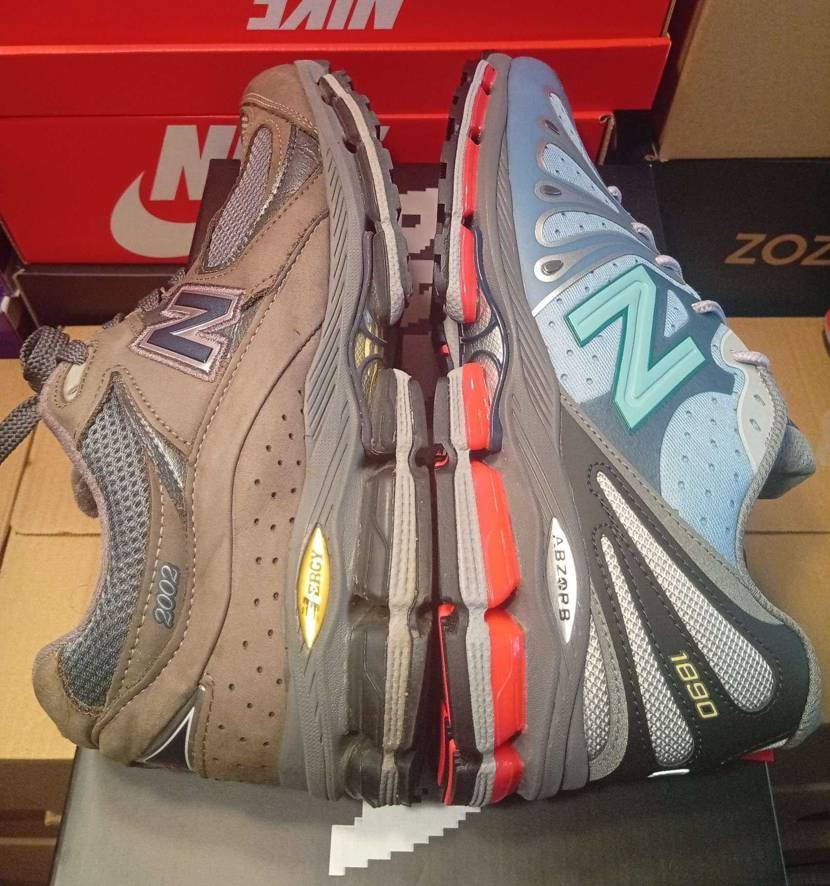 先日購入した1890、ニューバランスの商品説明に
”「2002」オリジナルの 