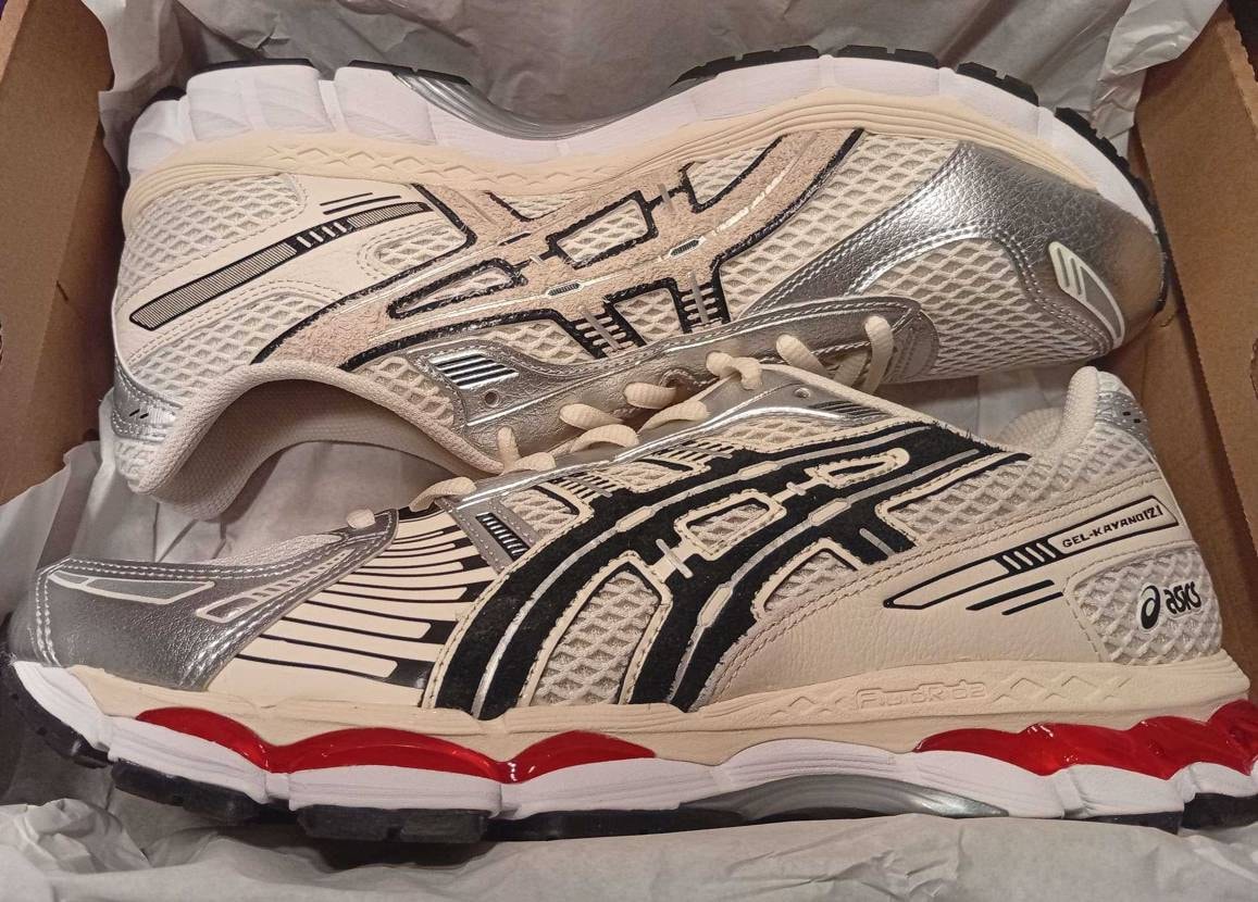 ASICS公式より到着しました🚚
見た感じ普通のGel-Kayano 12.1