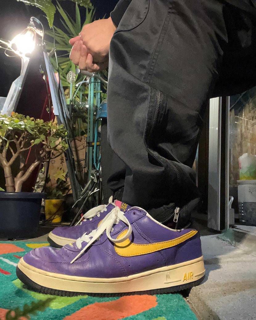 フォース1、LA

コレも15年ほどになるかな？

焼けて色褪せてるけど