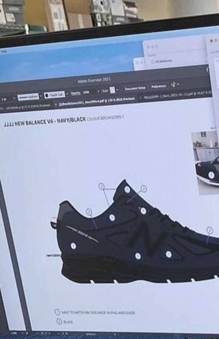 色合い的にもネイビーらしいですね