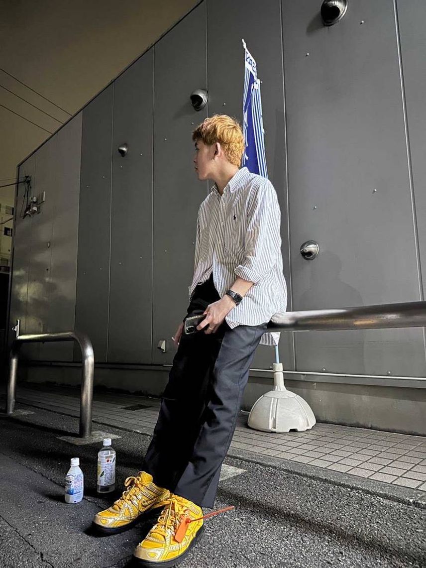 色んな人から結束バンド付いてるよって言われる🤢