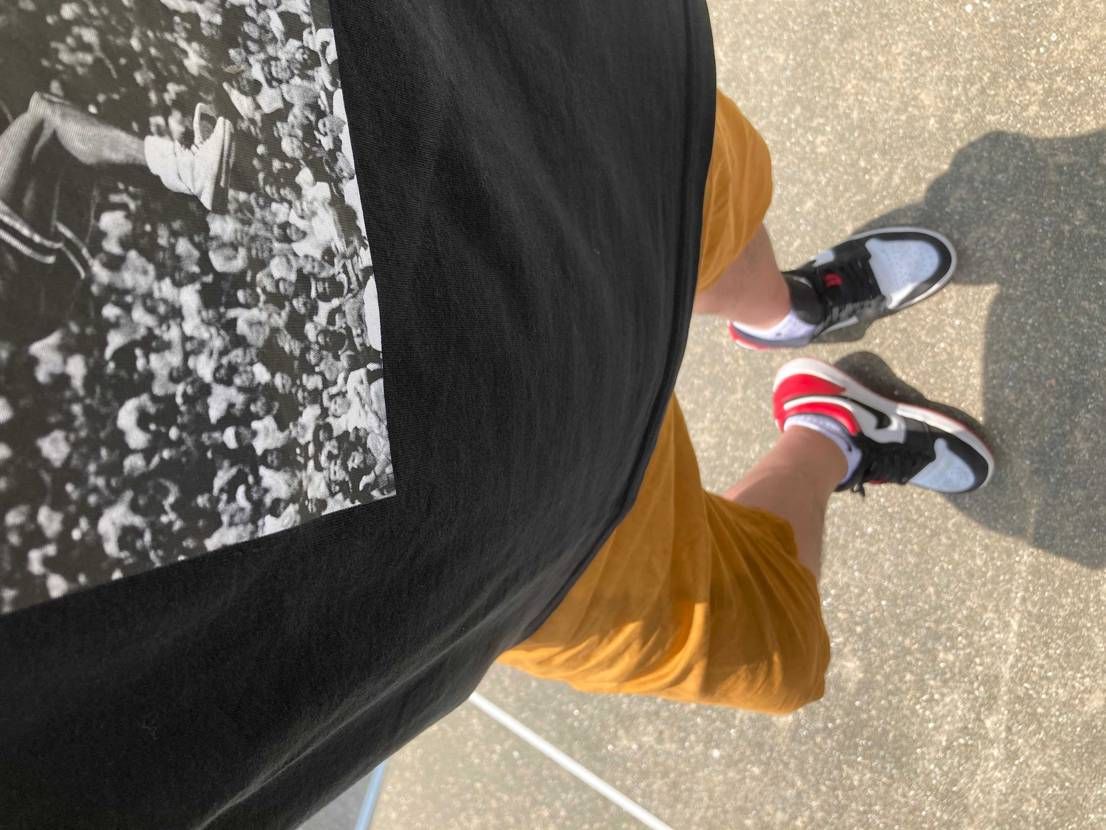 このAJ1ローはOGじゃないけど大好き😘撮る時に足が変になっちゃった😛
子