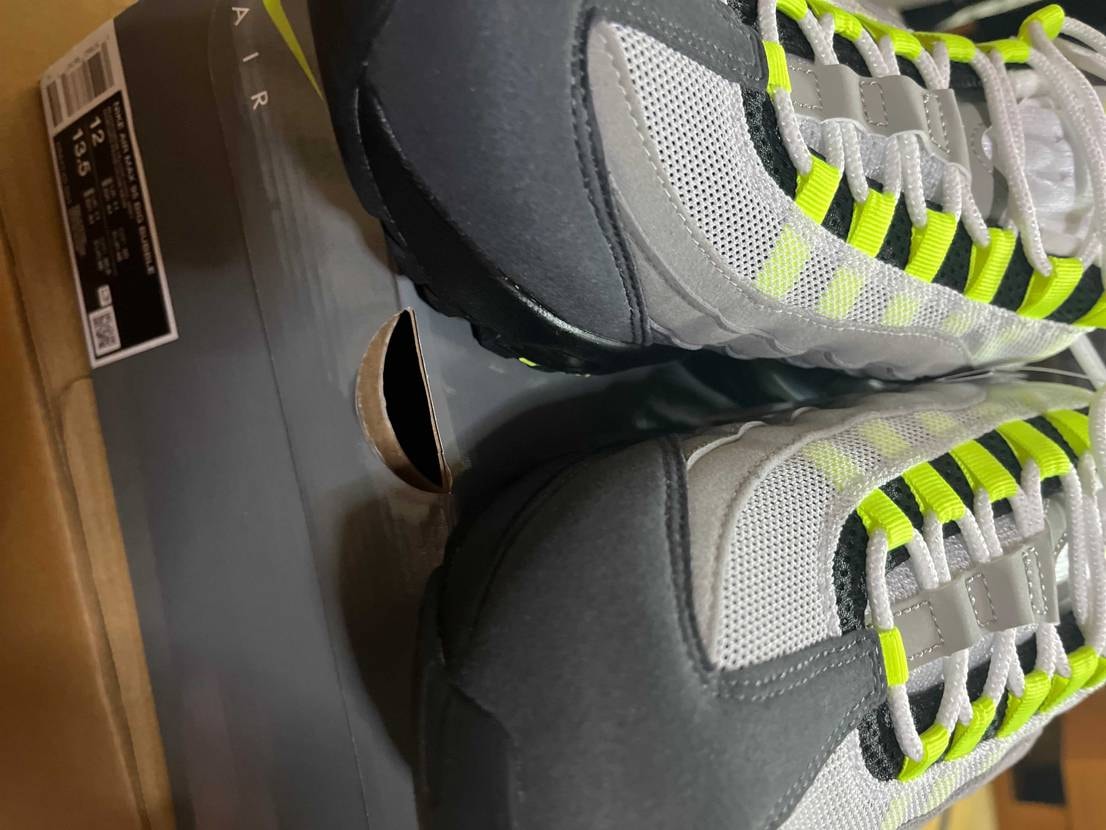 需要が供給を上回ってた中でフル抽選全開で唯一NIKE.comでデカサイのしかも3