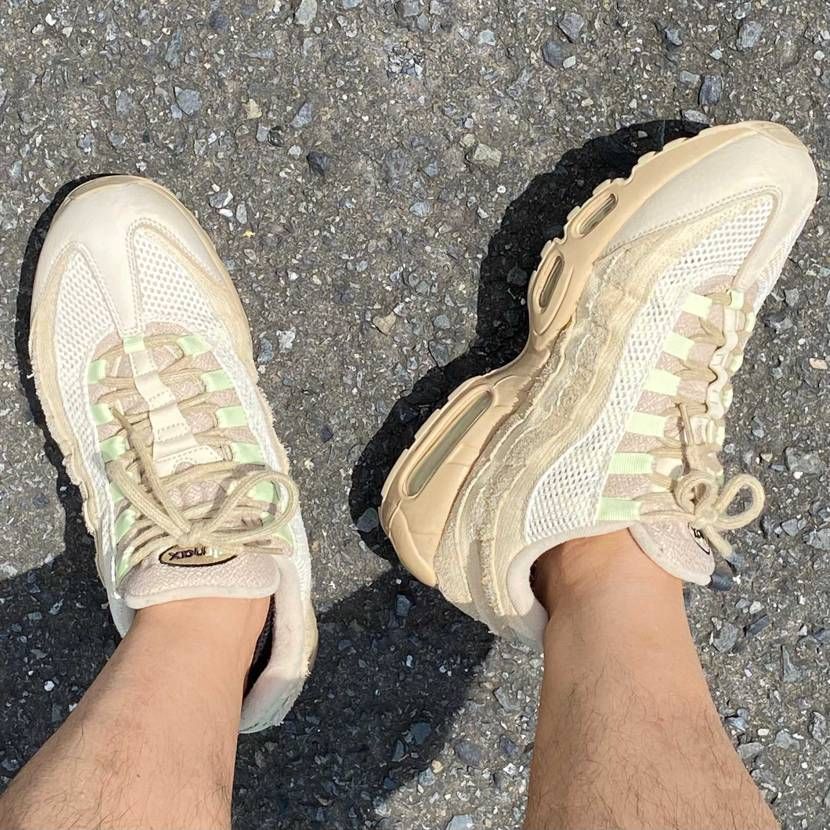 ステューシーが出る度にフォッシル欲しいけど買えなくて…でもこのエアマックスで十分