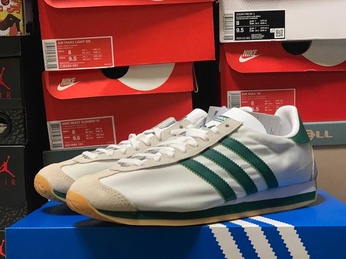 puma履いてadidas買いました😲