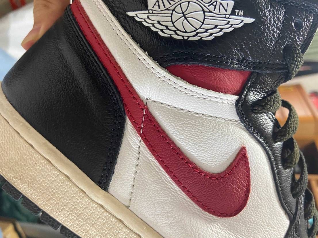 AJ1ジムレッドのスウォッシュ部分を黒くペインティングするのアリだと思いますか？