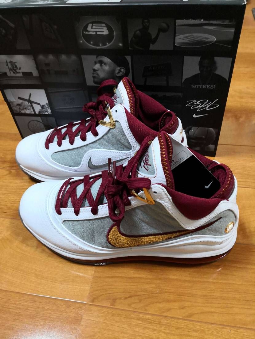 人気がなかろうが在庫余りまくりだろうが大事に履くぞ✨☺️