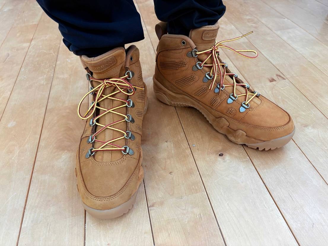 今日から履きます
ティンバーのシューレース