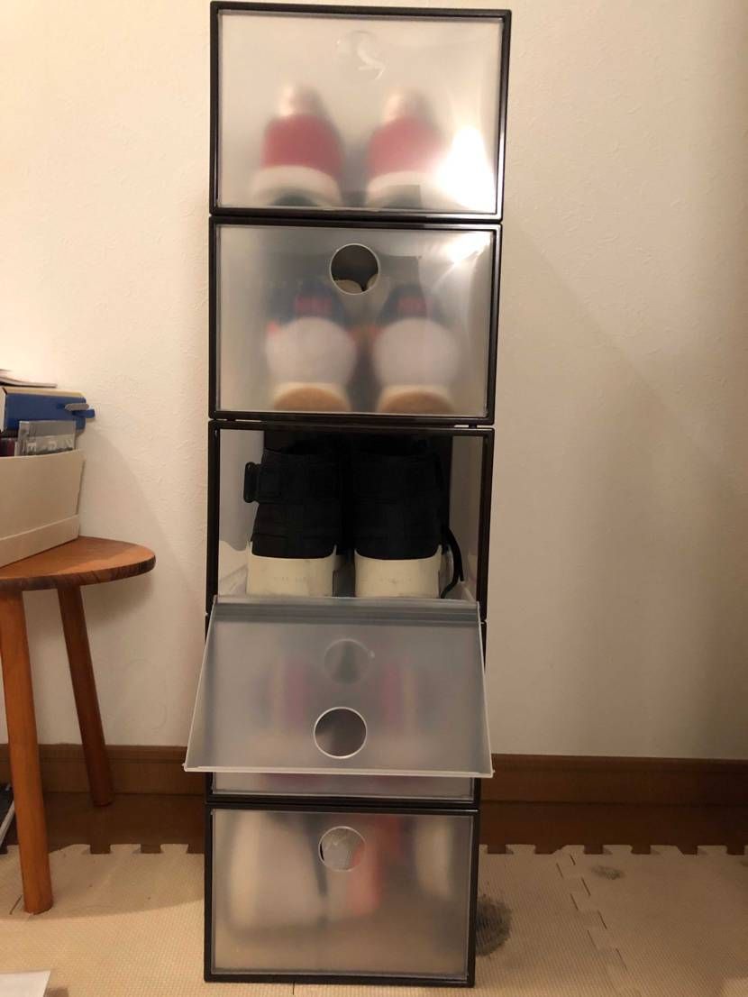 ダイソーの収納ケース✨
コスパ最高、300円です。
高い