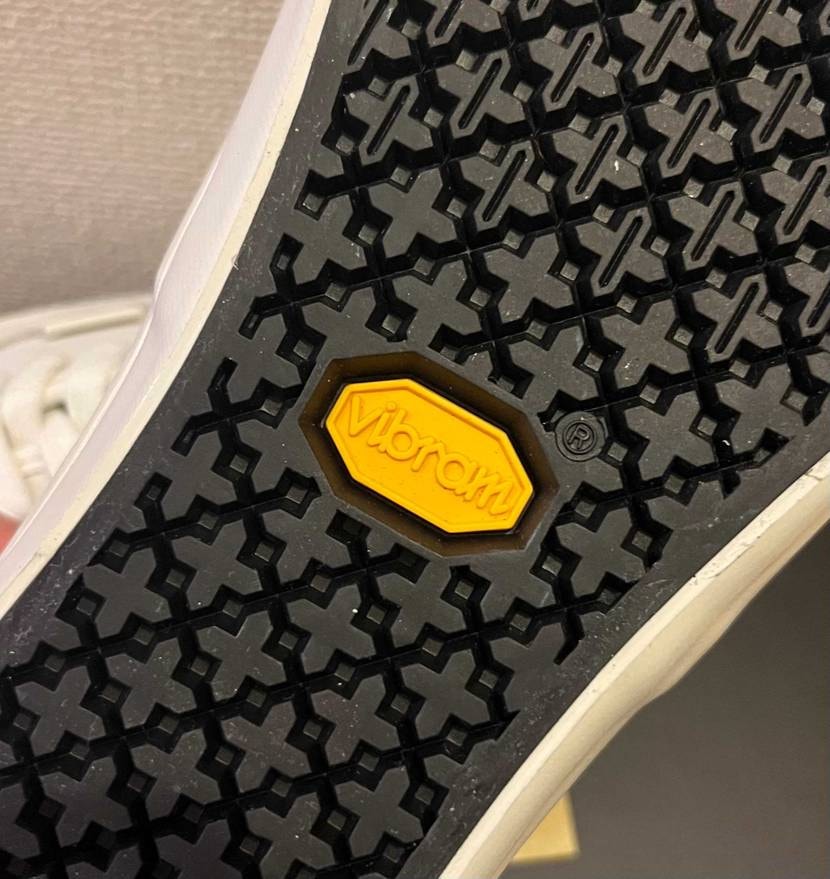 恐らくここでは見向きもされてなさそうなやつ
VANSでこの