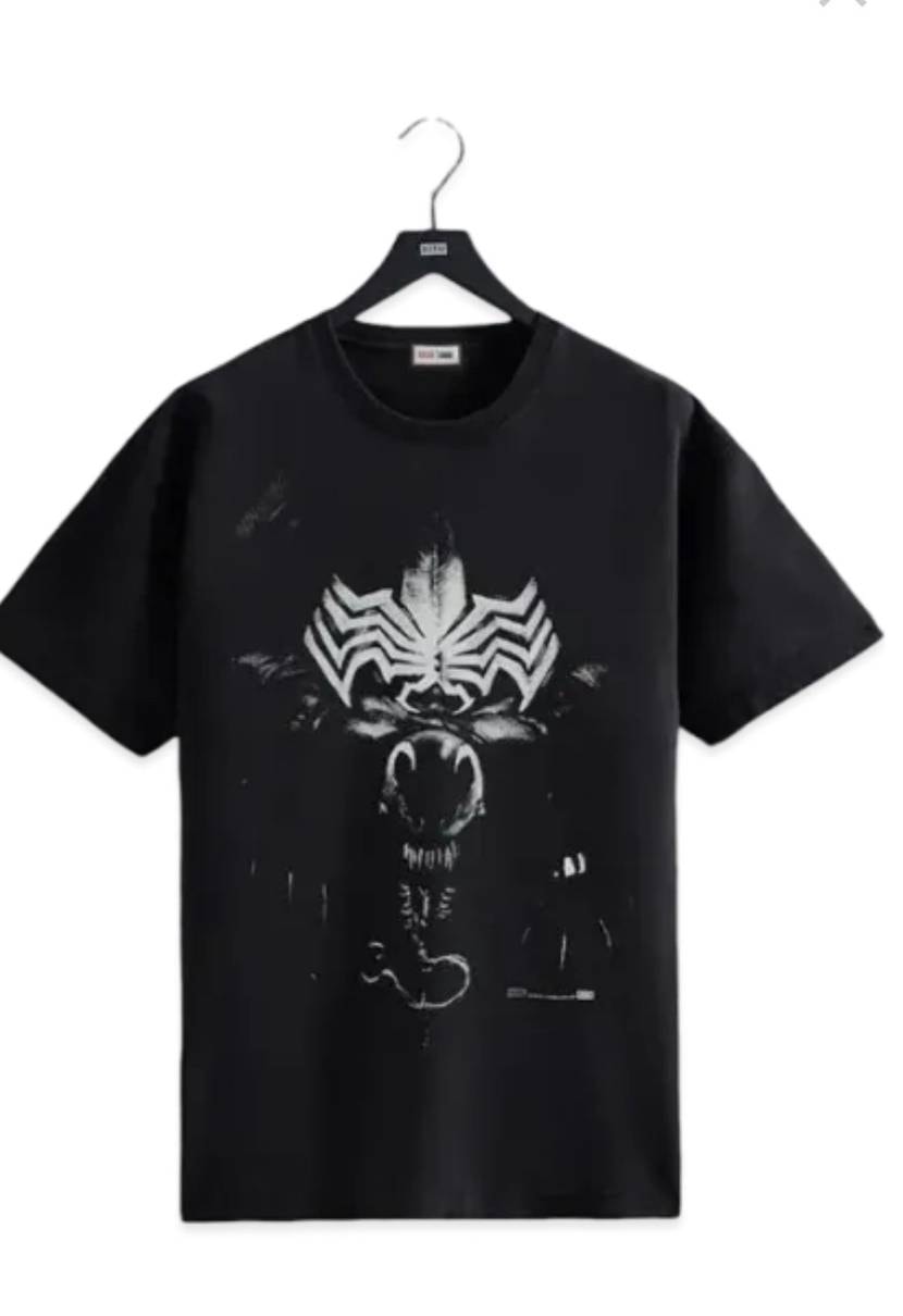 こちらの商品のSまたはMを中古品で良いので売って下さい！宜しくお願い致します。