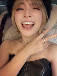 ayumi_hamasaki1002