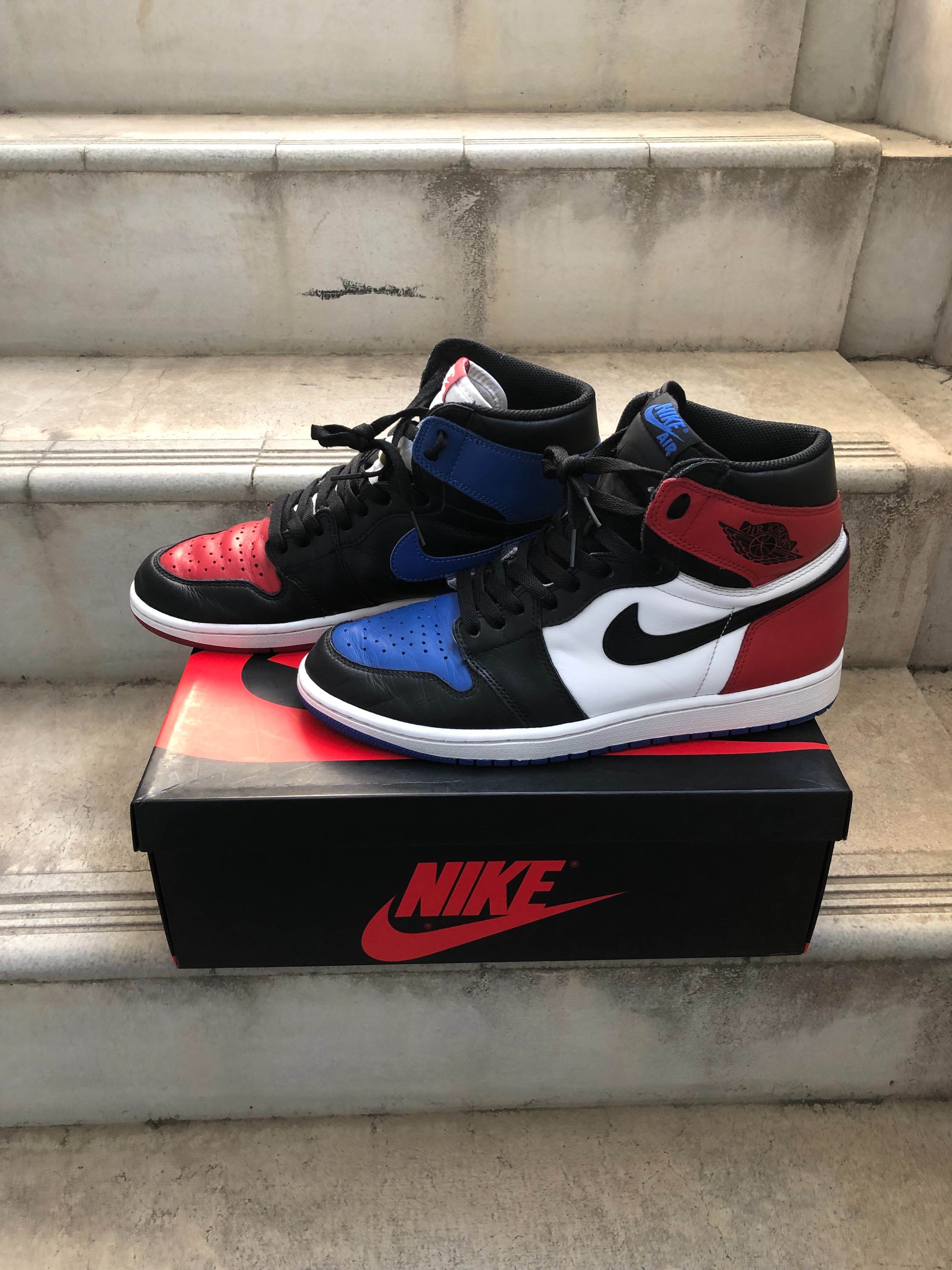  AJ1 top3！
中古でお譲り頂きました！！

標