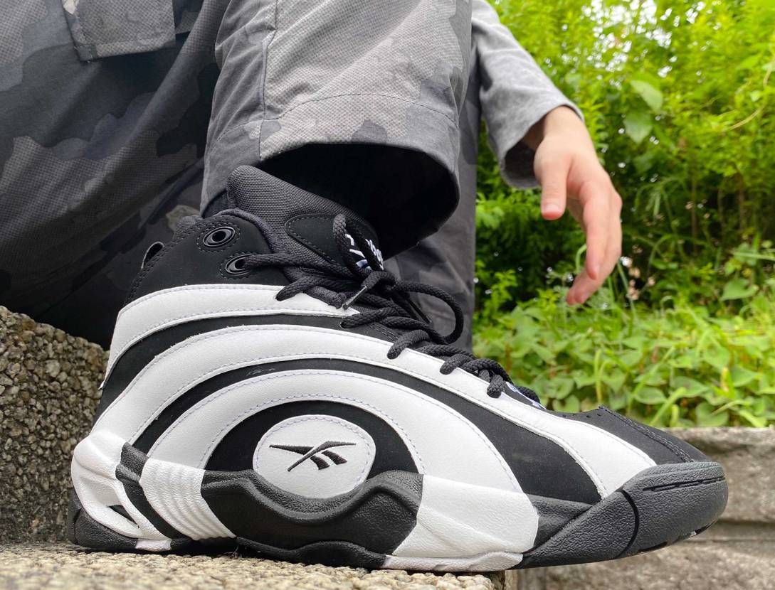 今日はリーボックのシャクノシス。MIBでウィルスミスが履いてたOGが欲しかったん