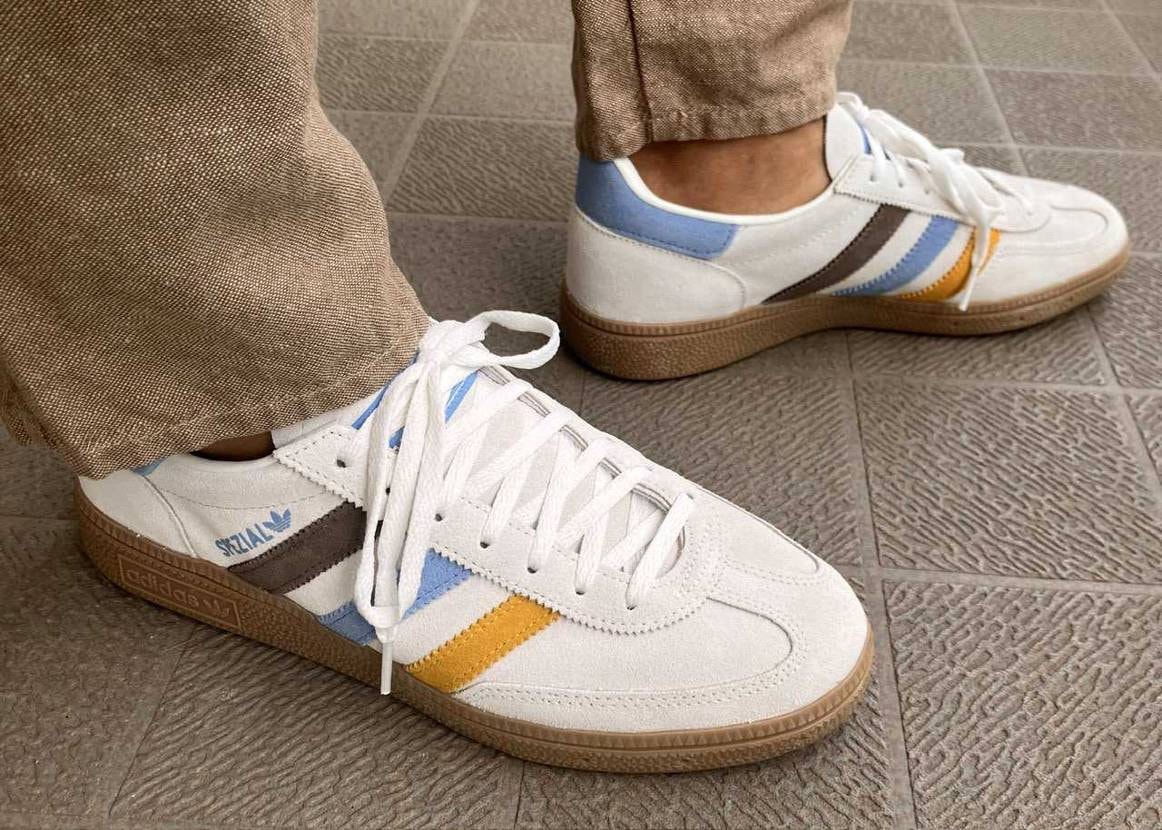 おはようございます☁️
adidasテラス系day43（Handball sp