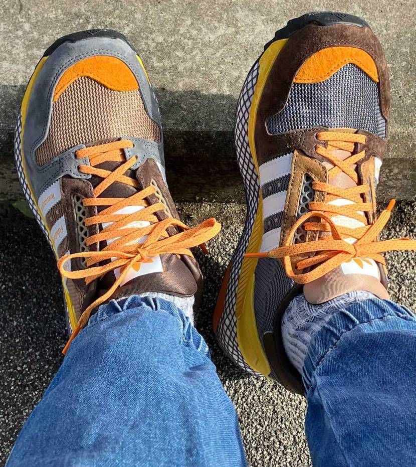 本日はadidas × Human Made ‘Quester’ で外出。左右非