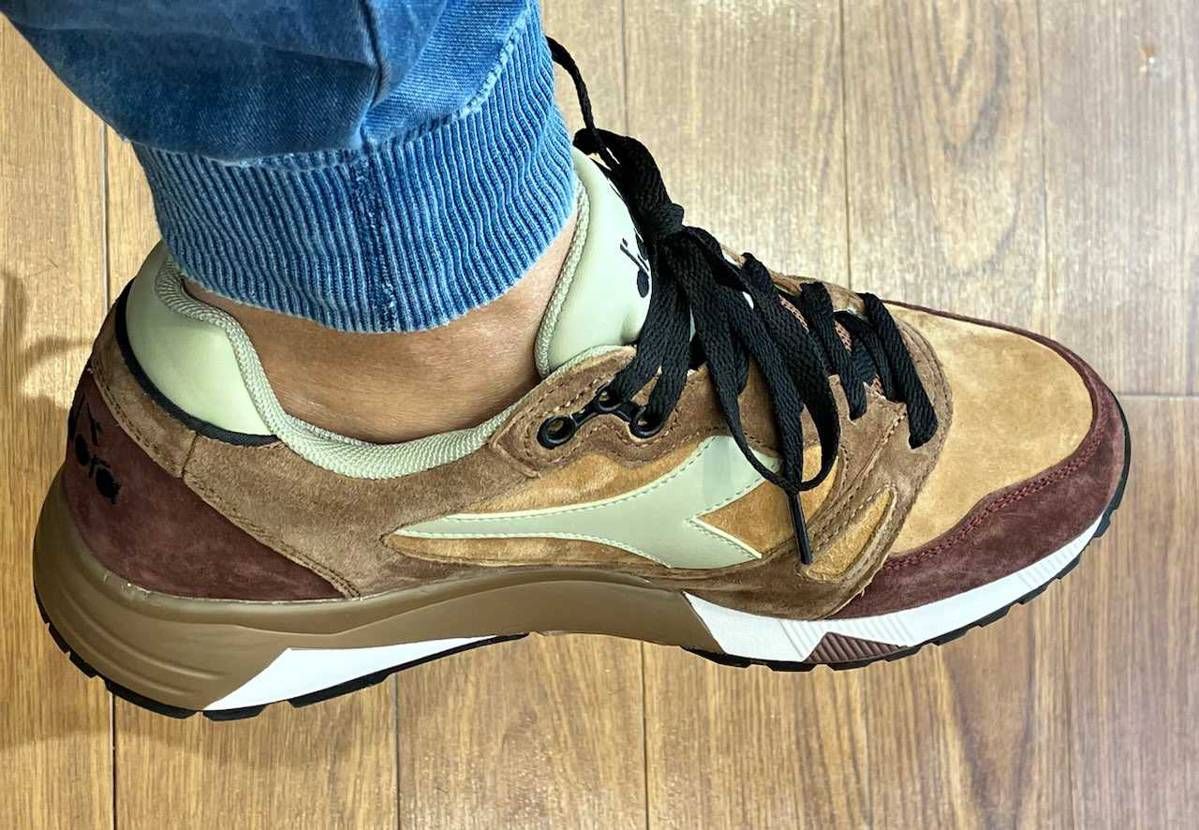 今日はDiadora S8000で外出。ヌバック&スエードの