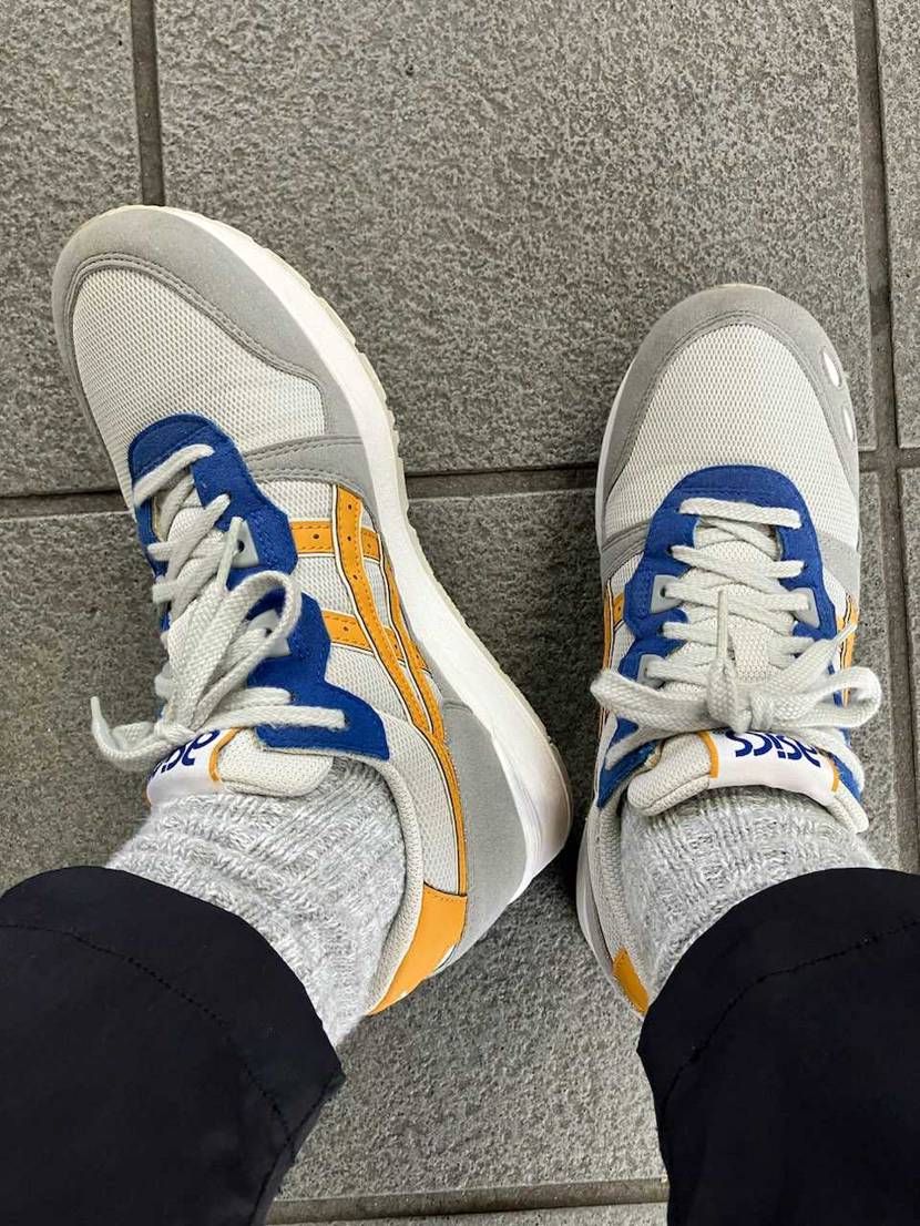 本日は何の変哲もないasics gel-lyte。数年前にアウトレットで3千円台