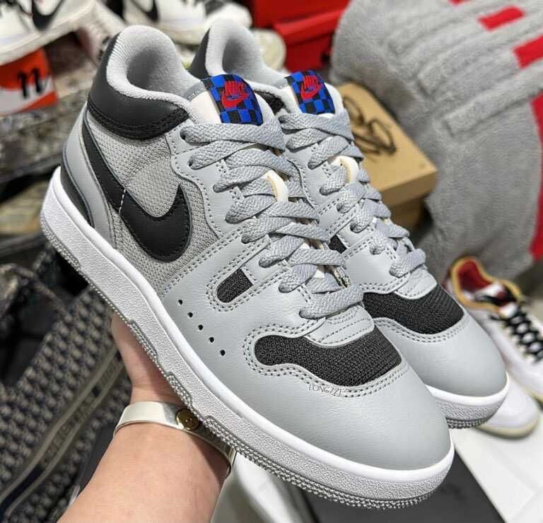 （画像は拾い画です）
トラビス着画が話題のマックアタック、80’s後半の高校か