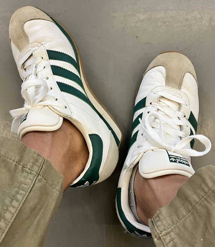 今日の東京は梅雨の合間の晴れ☀️。暑くなりそうです。
Back to basi