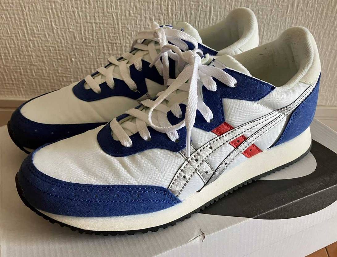 おはようございます☀️
今日は私がスニーカーにハマるきっか