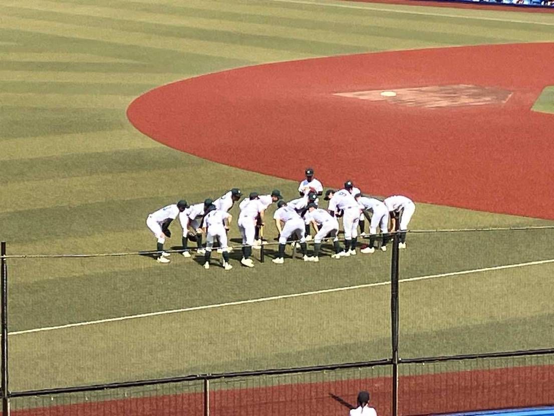 おはようございます☀️
今日は有給休暇を取って、高校野球千