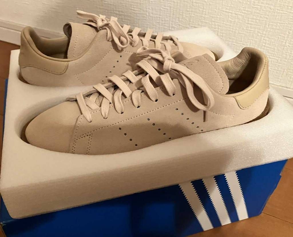 こんばんは。
私的adidas monthの番外編、新たに