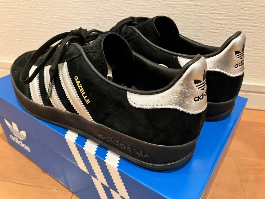 こんばんは🌇
私的adidas month延長戦の番外編、