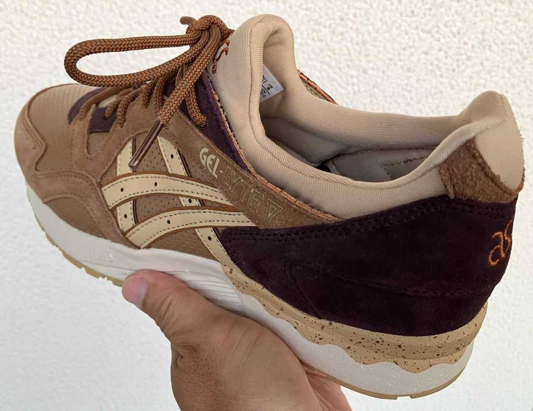 秋冬らしい落ち着いたカラーリングと、レザー、ヌバック、スエー