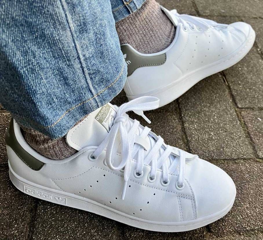 おはようございます☀️
私的adidas month延長戦/白スニ11days