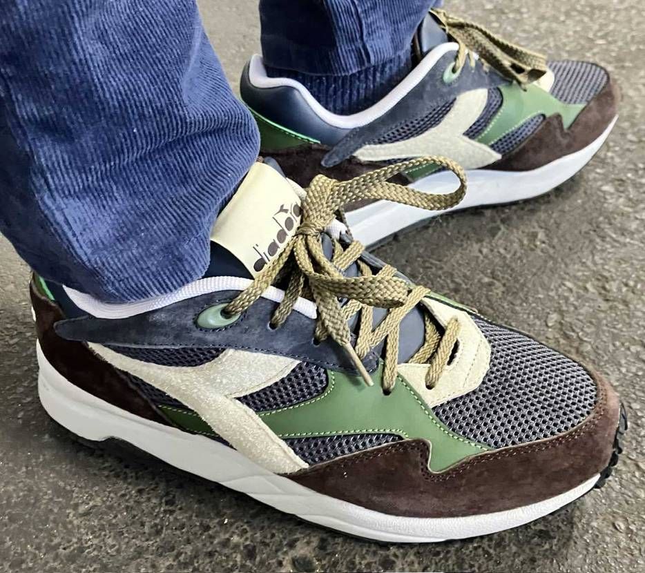 おはようございます☀️
DIADORA（N9000以外）のDay7はEclip