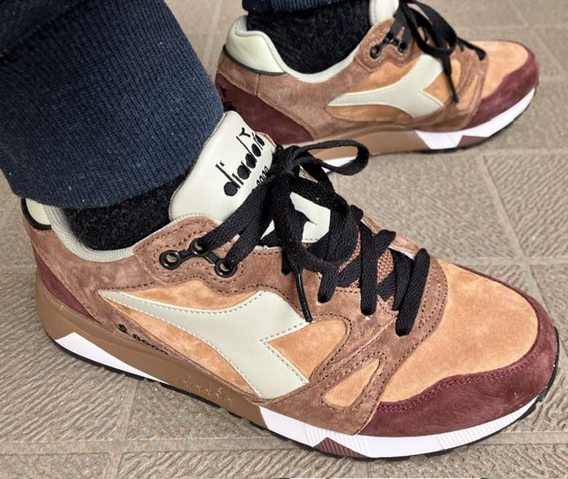 おはようございます☀️
DIADORA（N9000以外）の