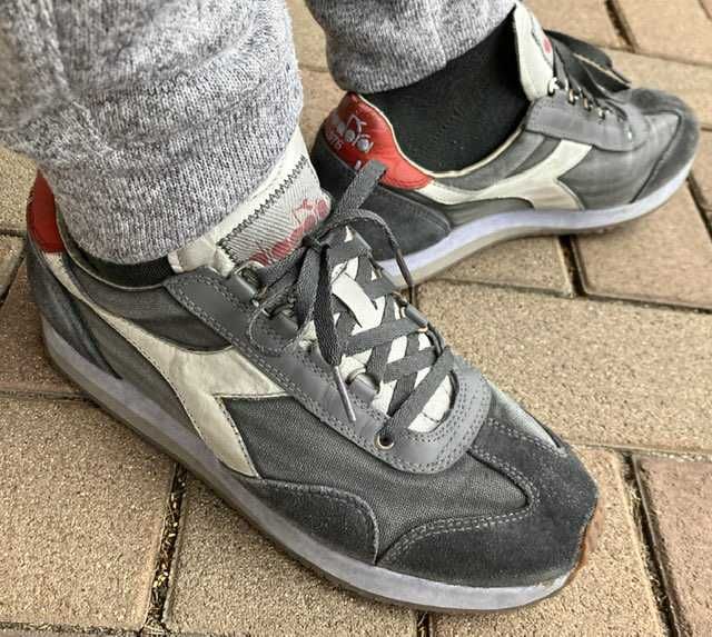 おはようございます⛄️☂️☁️
DIADORA(N9000