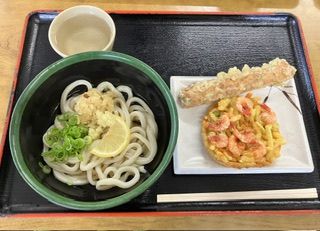 1泊2日の👪香川ショートトリップ。先ほどレンタカーを無事返却