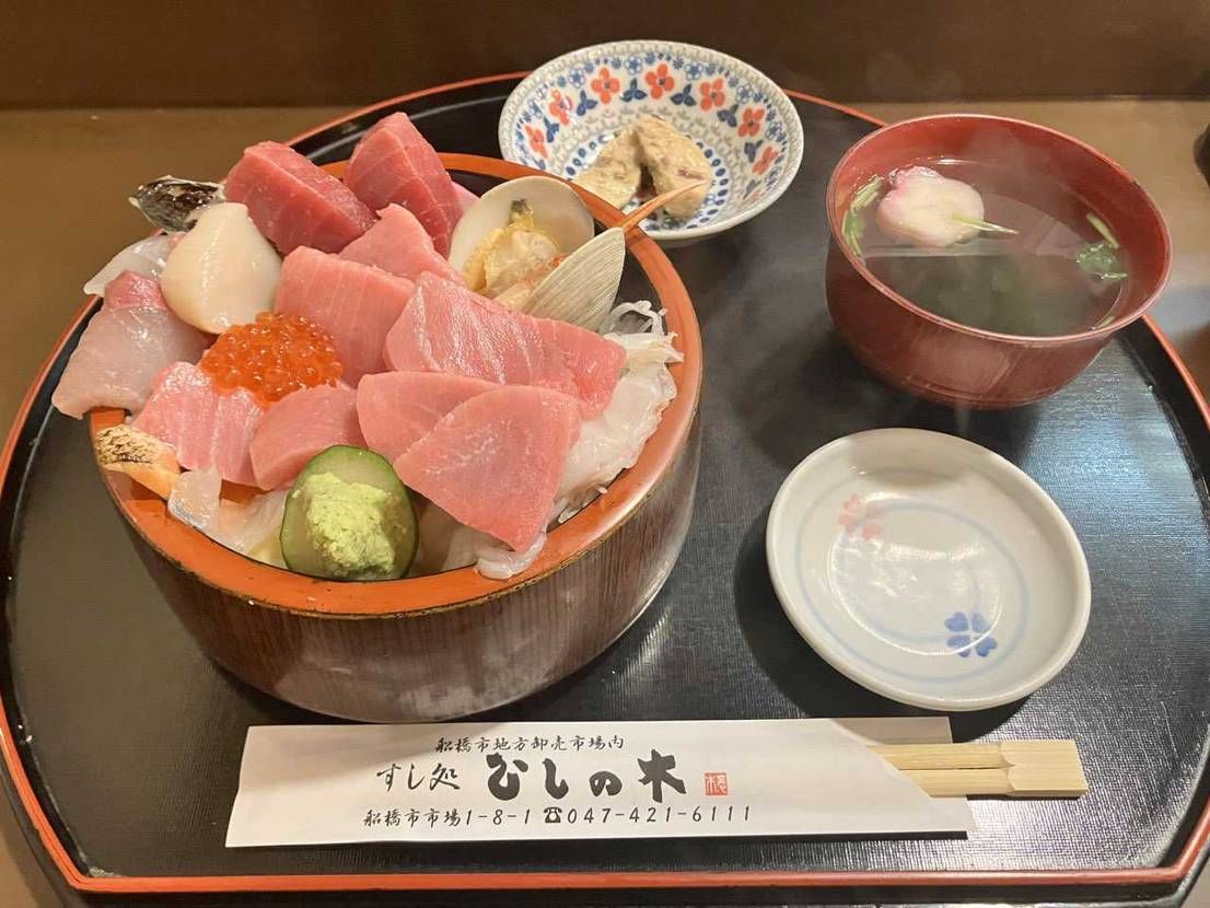 おはようございます☂️
やっと週末なのに🏄‍♂️🏖️も🎣も
