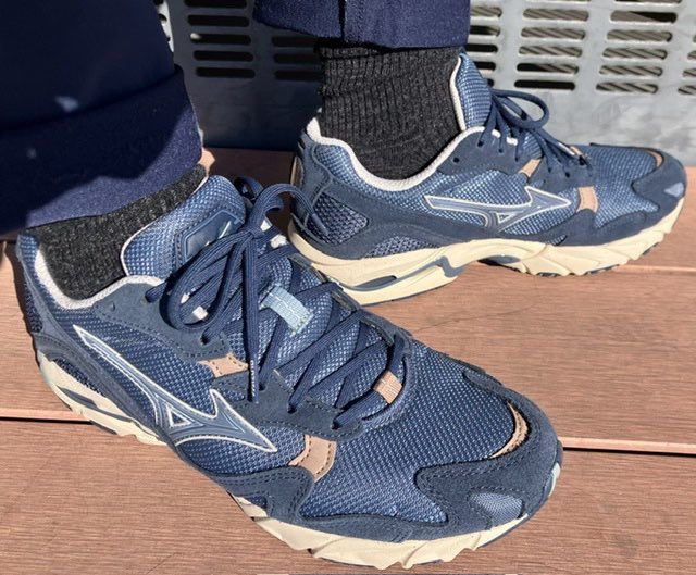 こんにちは。
Mizuno Day6は、引き続きWave 