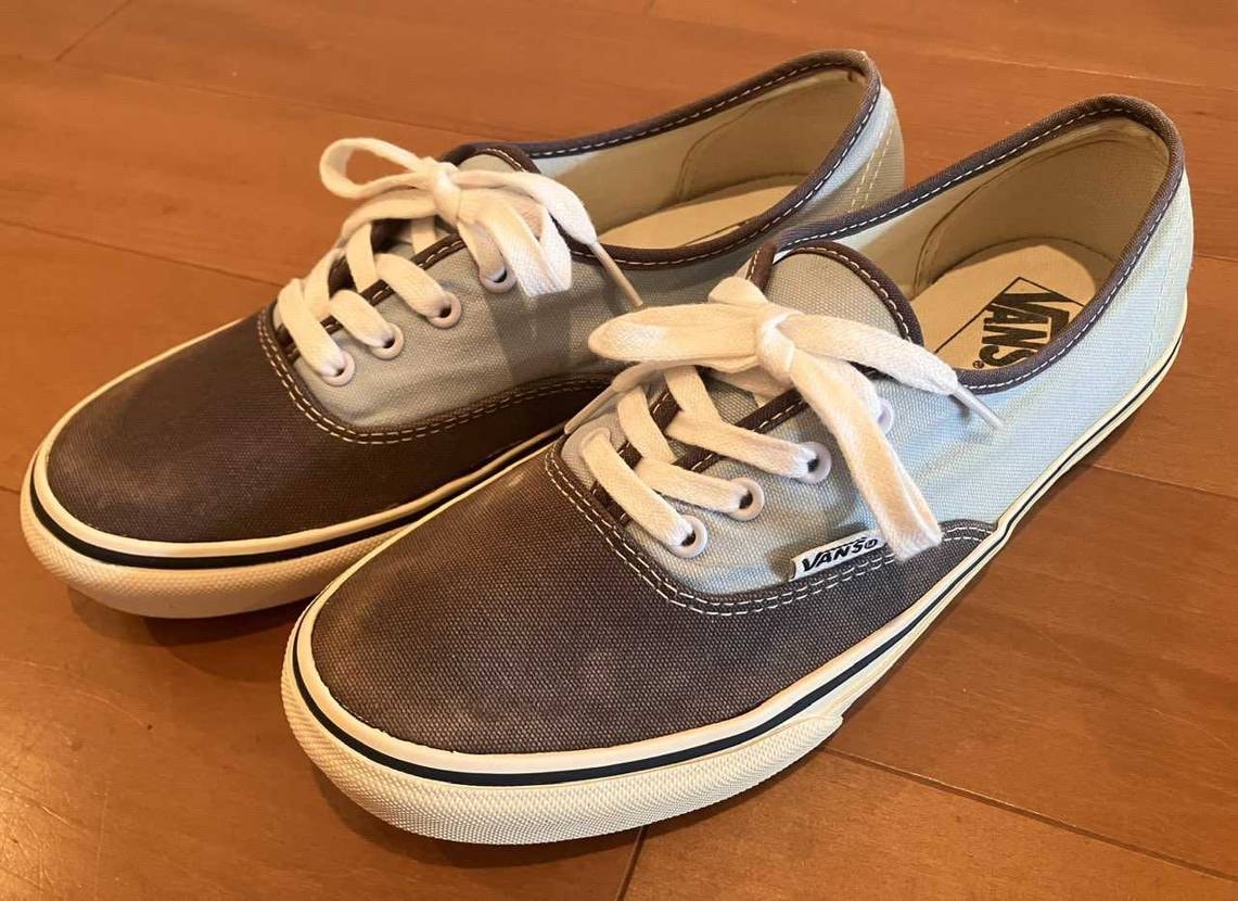 おはようございます☀️
この3連休はブーツを履きたい気分で、ヴァルカナイズのス