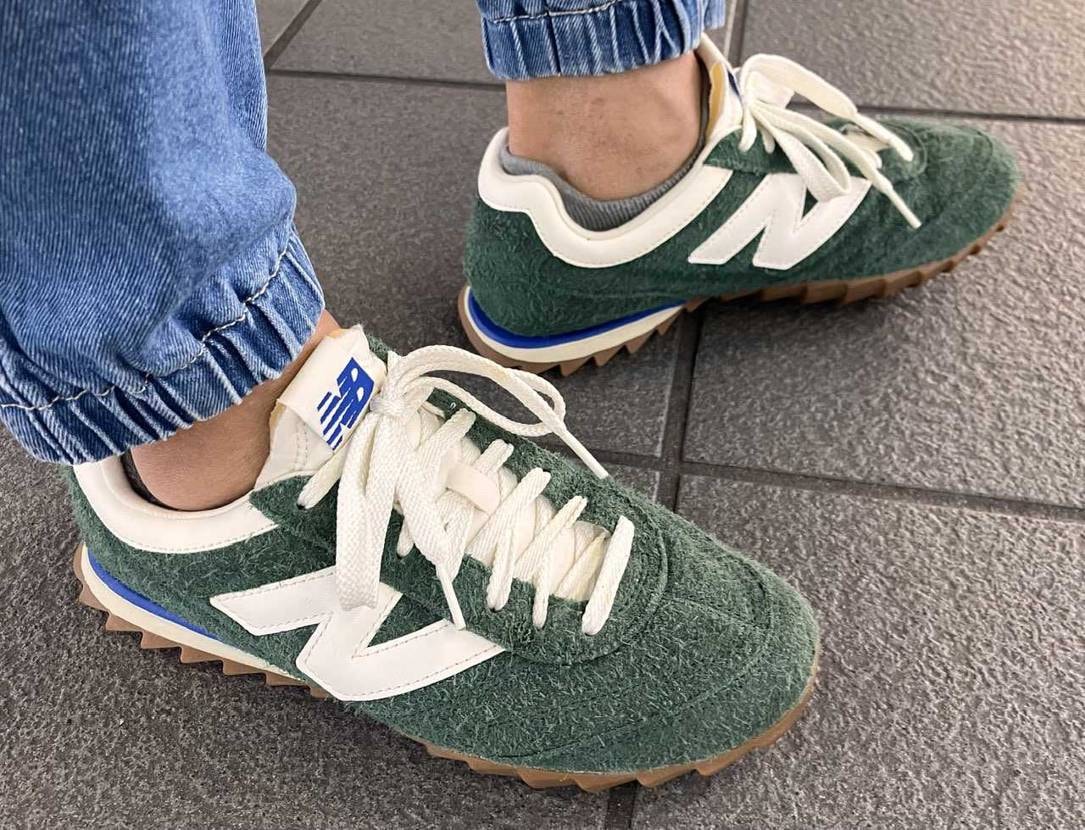 おはようござざいます☀️
今日も🟢（高校野球推しチームのスクールカラー）の👟を