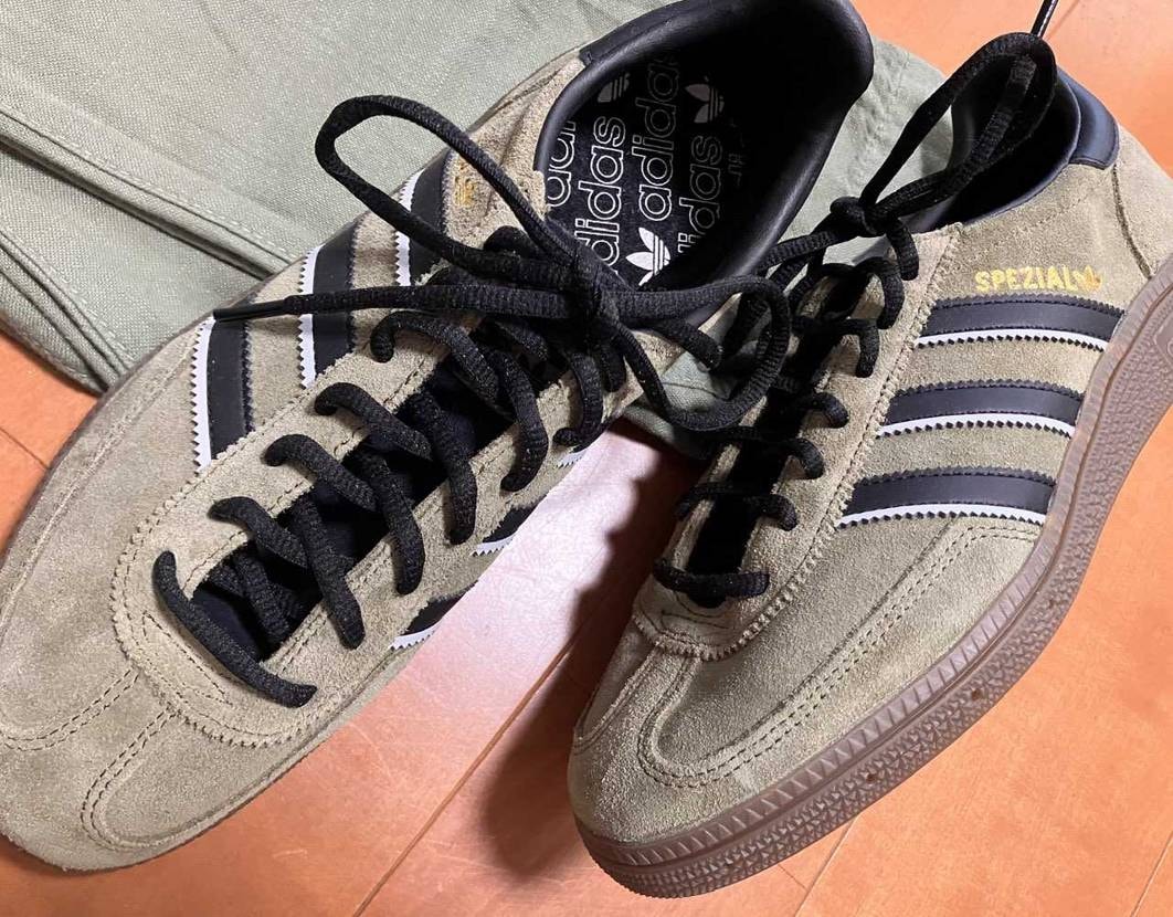 こんにちは☁️
adidasテラス系day42（Handb