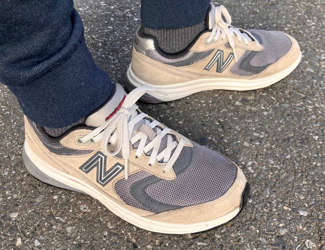 おはようございます☀️
今日は朝から外房で🎣。汚しても構わない履き古したNBの