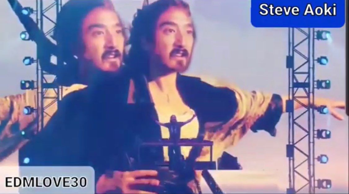 二次流通のリセール価格が低迷してますねぇ
俺は芯からスニーカーが好きだから
