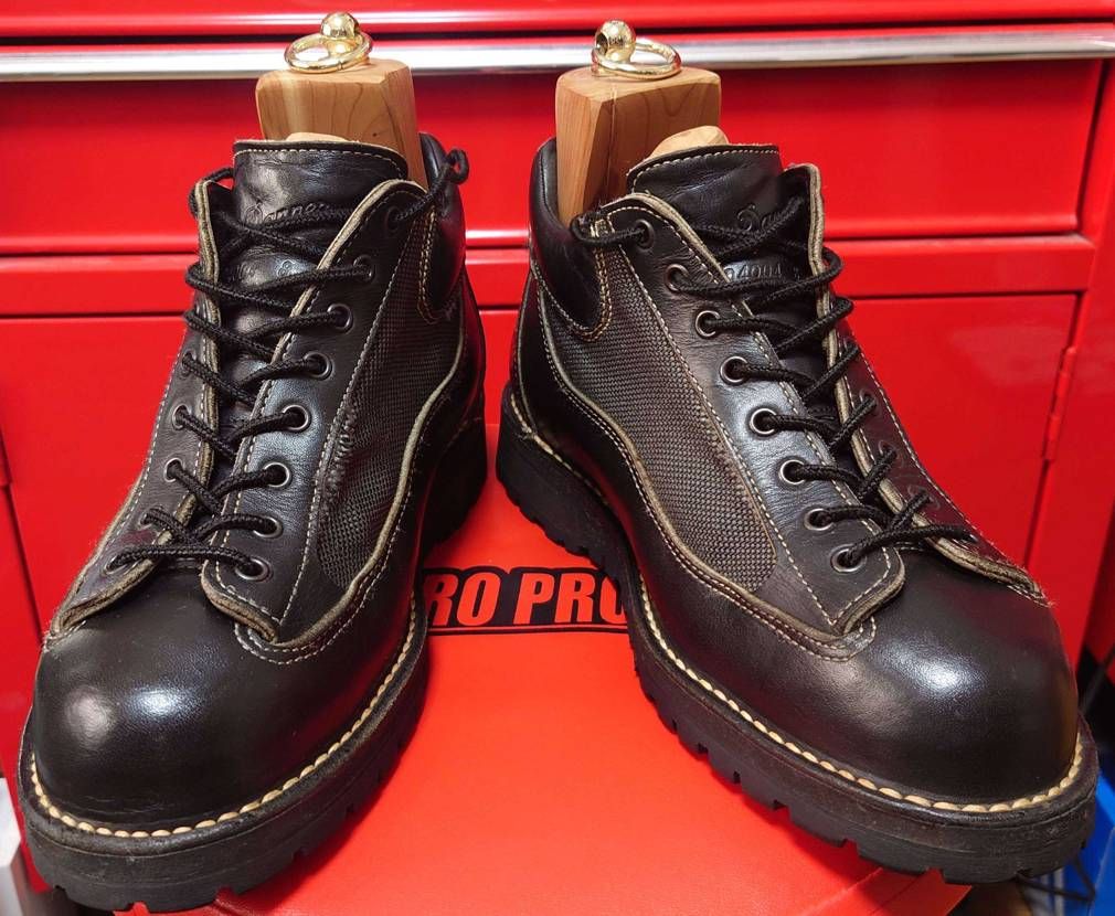 もう、冬まで履くことはないであろうブーツのメンテナンス１足目