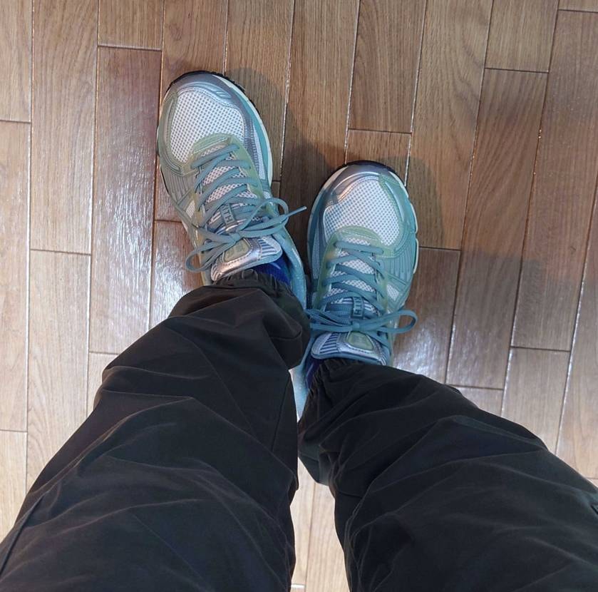 今日👟😃

出かけたんですが、暑くてすぐに帰宅しました🥵
そして…暇だった