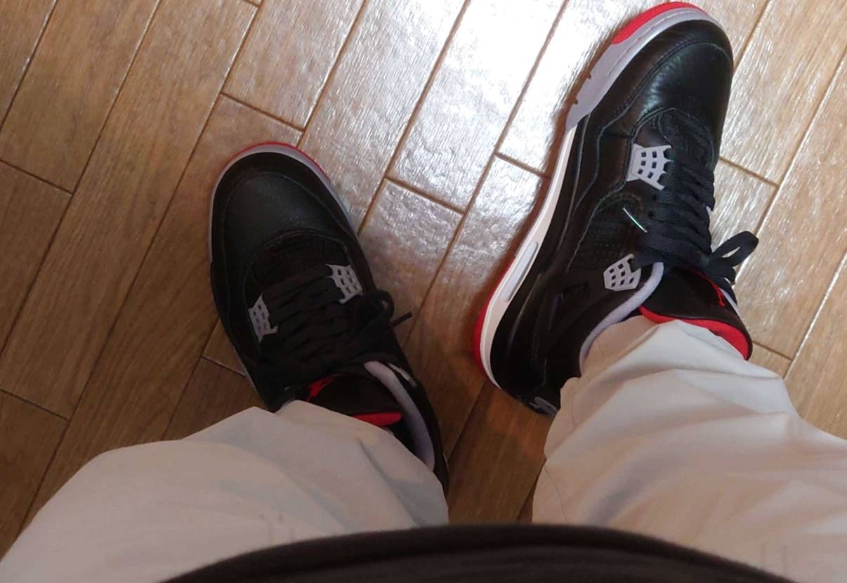 今回の🐯AJ1はどちらも買えず、ちょっと前のバーンドは買わず