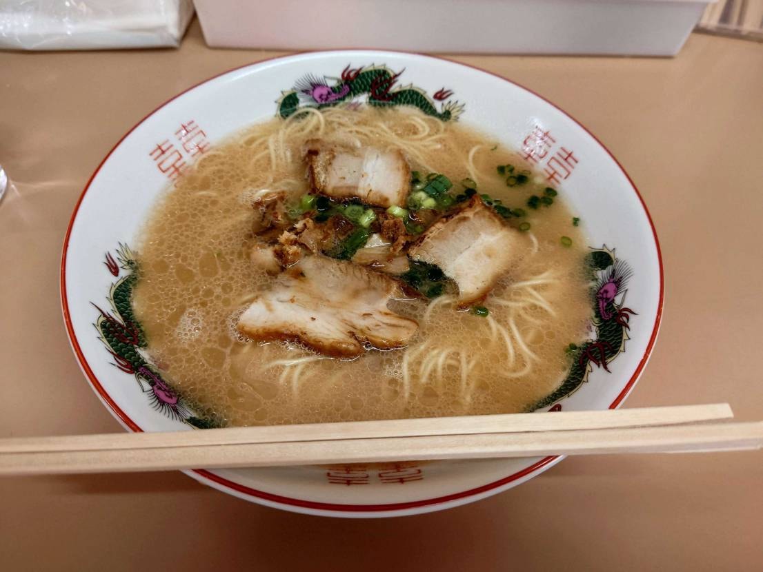 今日👟😃

久しぶりの🍜屋さんに行って参りました🫡たまた