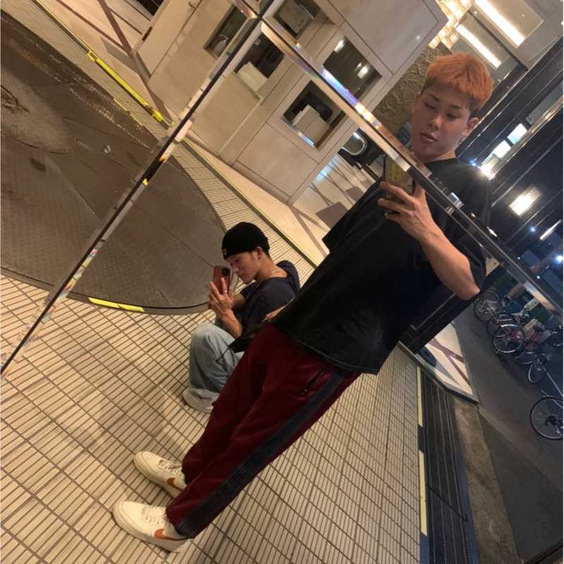 リュウ