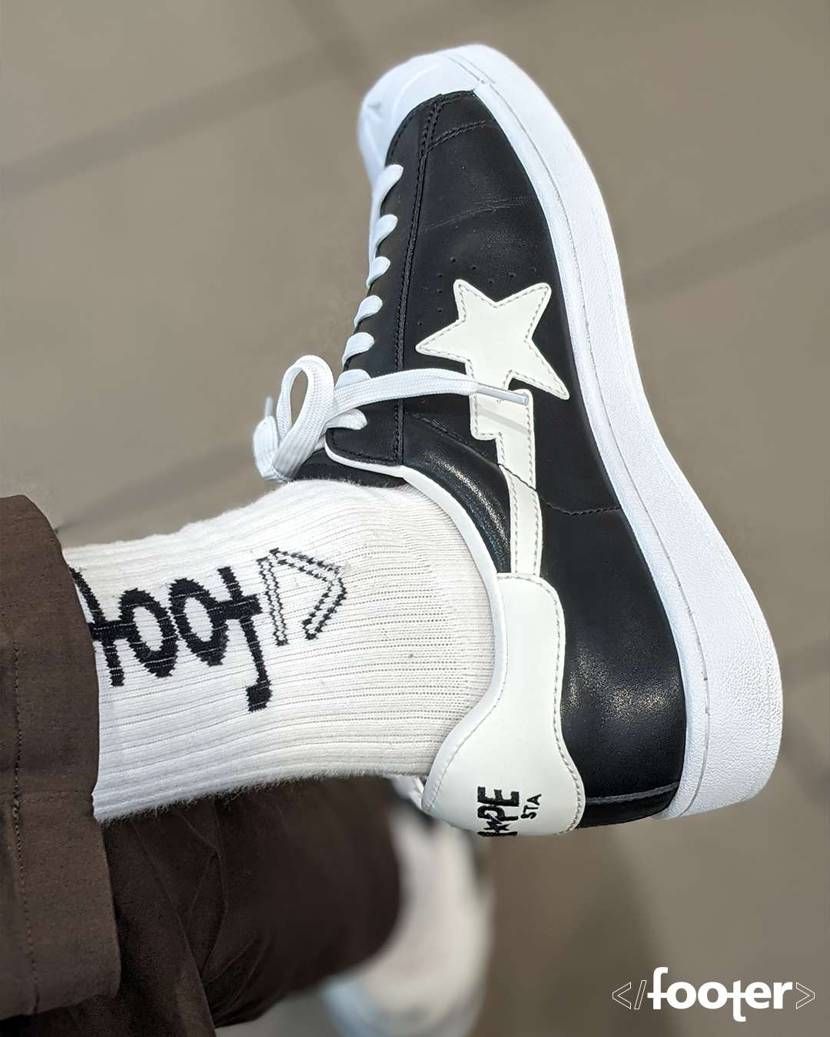 A BATHING APE
[GLOW IN THE DARK SKULL S
