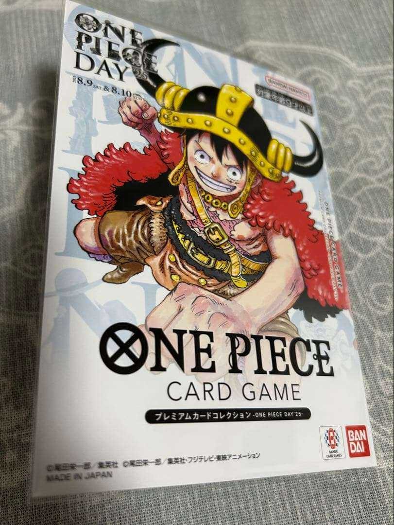 全く騒がれてないトレカ。
受注生産なのに1セット4000円で取引されている。