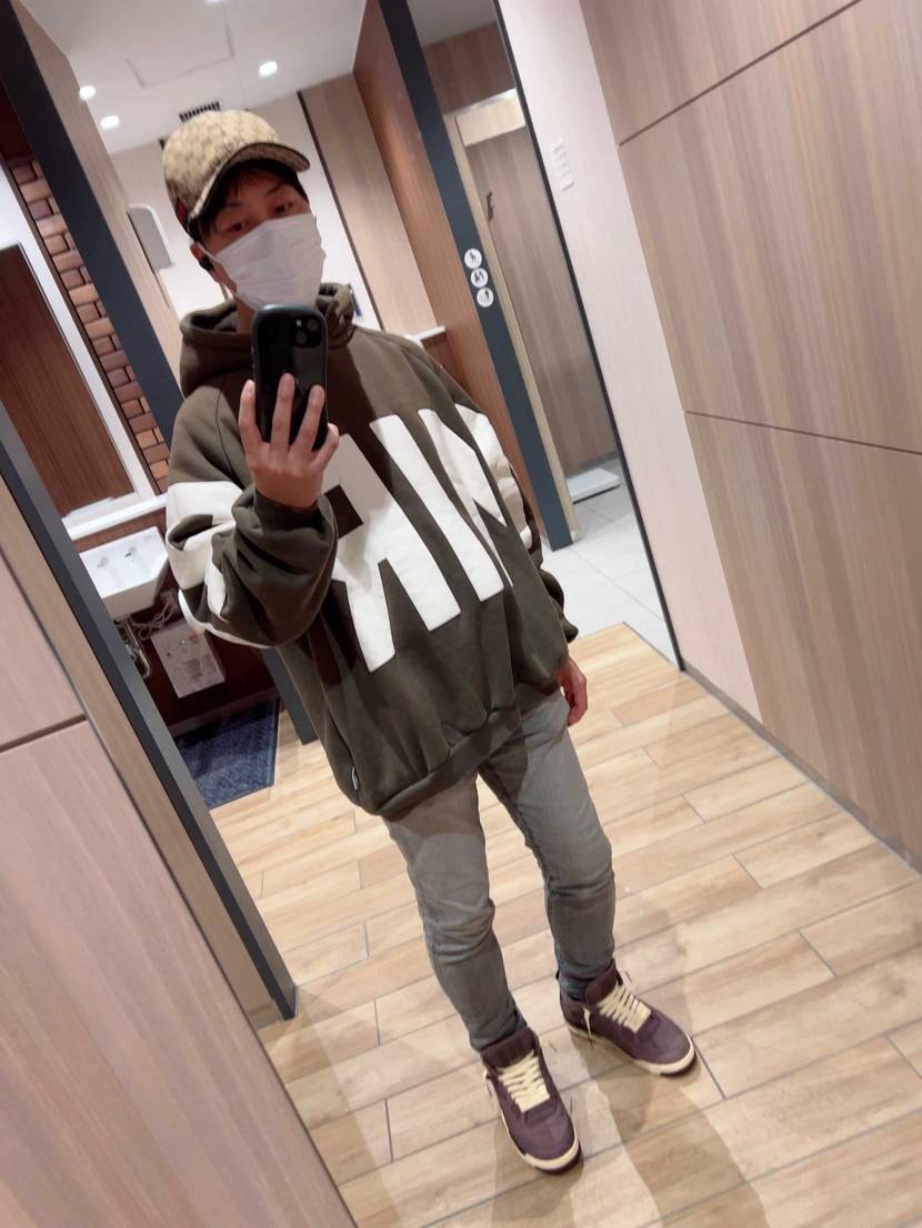 秋冬ファッションにアママニエールはハズせないですね🫘🍁🍂アラフィフにも優しい色で